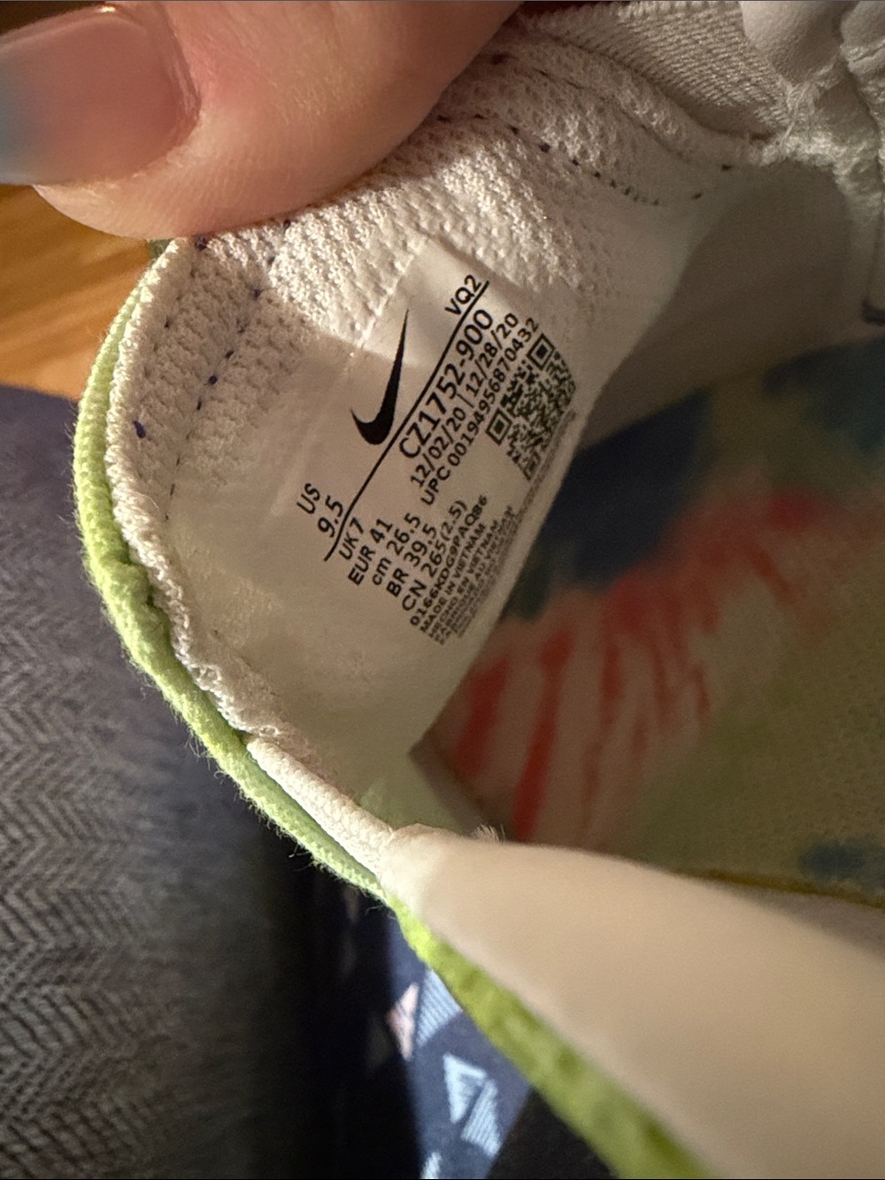 Nike Court Legacy Print Tie-Dye Slip-On size 9.5 - Picture 7 of 8